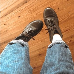 DOC MARTENS (men’s size but can fit women as well)